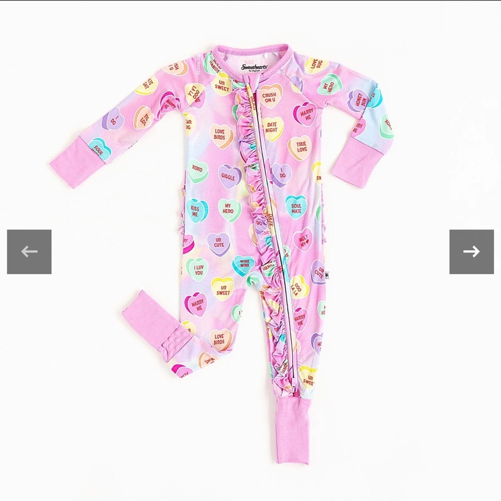 Bums & roses Convertible Ruffle Romper
Sweethearts Pink Pastel Hearts 3-6 months